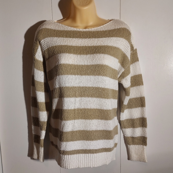 Rickies eco-friendly boat neck knit pullover. - Picture 2 of 5